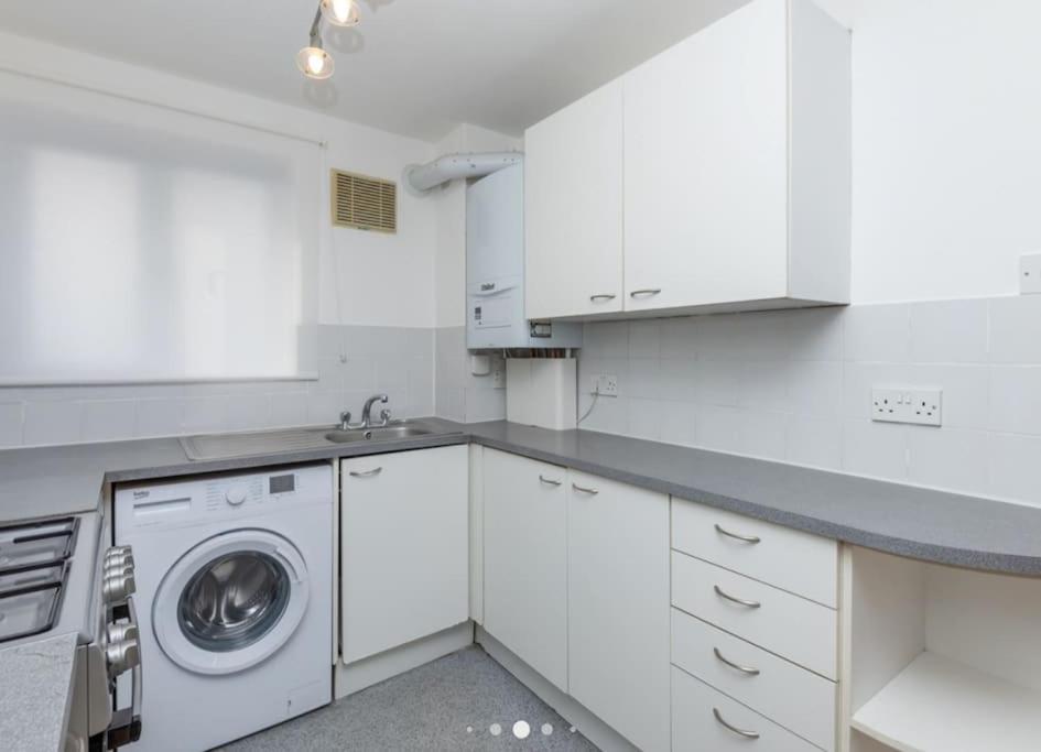 Bright, Nice Interior, Close To The City, 2 Bedroom Apartment Londra Dış mekan fotoğraf